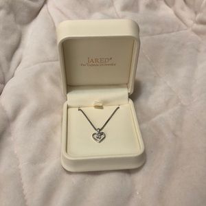 Jared diamond heart necklace